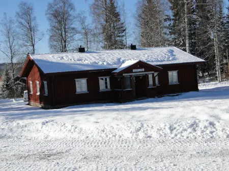 Sunne Hembygdsgård B&B Отели в г. Сунне