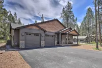 Northwest Sunriver Getaway w/ Community Amenities! - 3-Star