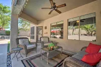 Hot Tub and Mtn Views! Family Getaway in Mesa - شرفة