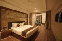 Classic Sapphire Ananta Bundi