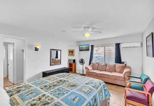 더 캐롤라인 이미지