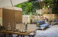 A23 Boutique Hotel - parking