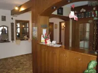 埃爾泰珀斯特旅館 - 停車場