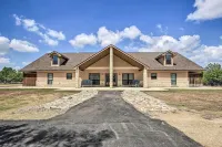 Luxury San Antonio Retreat 110-Acre Private Ranch