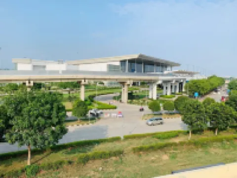 馬哈德夫民宿 鄰近昌迪加爾機場的酒店