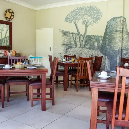 Pemabwe Guest Lodge Отели в г. Хараре