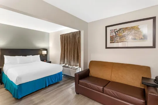 小石城西區美迪卡中心附近梅恩斯泰套房酒店