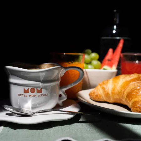Hotel Mom Assisi