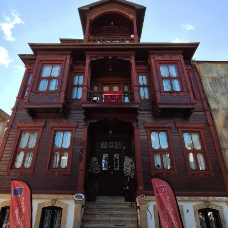 Mihran Hanım Konagi