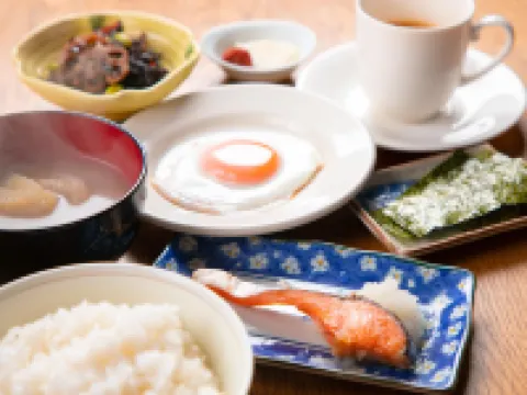 เพอร์โซแนล โฮเต็ล ยู โรงแรมในทาเคโอะ