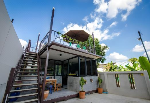 5. 더 임프레스 시..