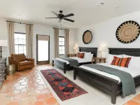 La Palmilla Texas Hotels in Somervell County