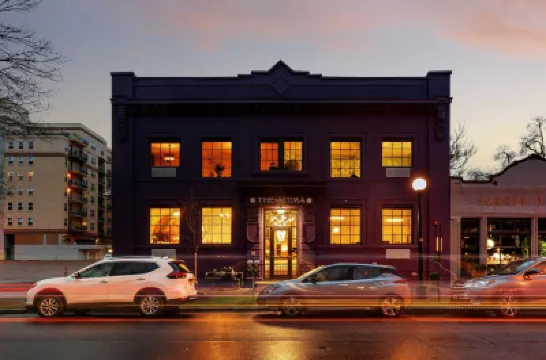 The Acoma House Hotels near Denver Museum of Nature & Science