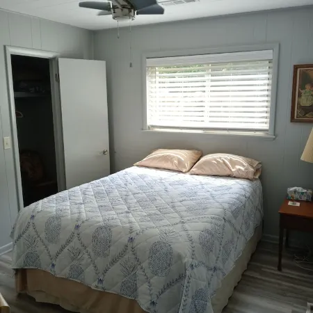 Cozy Hideaway in Town