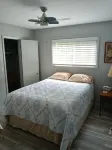 Cozy Hideaway in Town