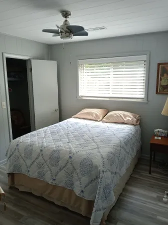 Cozy Hideaway in Town