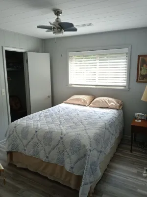 Cozy Hideaway in Town