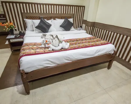 Hotel Aryaas Hotels in Tirunelveli
