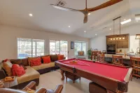 Pool Table, Golf Course View! Phoenix Desert Oasis Hotels in Ahwatukee Foothills