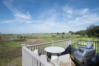 Relax on Nantucket in Our Cozy, 1-Bedroom Condo with Amazing Views!