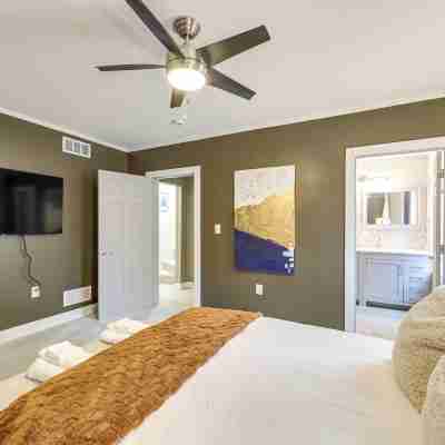 1 Mi to Dtwn: Walkable Gem in Pittsburgh Rooms