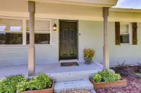 Pet-Friendly Alabama Retreat w/ Deck & Patio! - Homestays