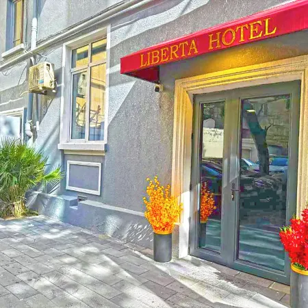 Liberta Hotel Baku Отели рядом с достопримечательностью «Площадь Свободы»