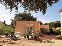 Gîte sous le Chêne Vert / Ideal for cyclists and hikers / Free private parking