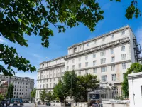 Adelphi hotel Hotels near James Street Station