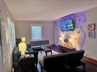 Gameroom with Foosball+Arcade! Spacious Home,Lots of Parking,Perfect for Groups!