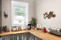 6bd 3ba large gathering home, close to YMCA and 5 miles to Downtown Duluth فنادق في Hermantown