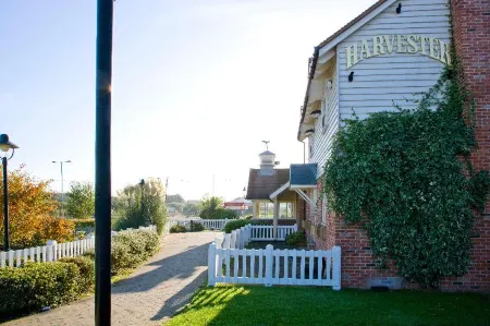 Premier Inn Luton South (M1, J9) Отели рядом с достопримечательностью «Заказник Батфорд Спрингс»