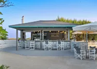 The Grove Seaside Hotel - bar
