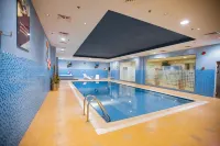 Golden Tulip Buraidah - Pools