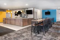 โรงแรม Best Western Premier Executive Residency Medicine Hat - ที่มีบาร์
