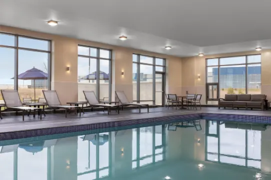 Hyatt House Mississauga / Airport Corporate Centre