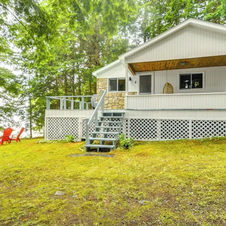 Private Dock on Messalonskee Lake: Cozy Cottage!