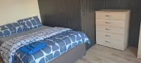 Room-charming Leicester Guest Room With Hotels in 