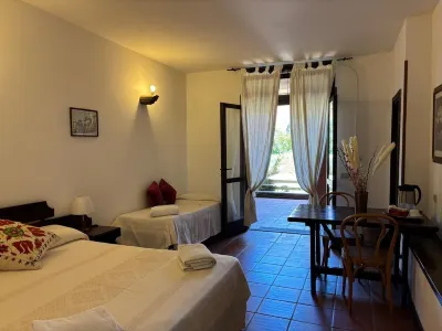 Bracciano Lake Farmhouse - Room Malva Hotel in zona Spiaggia Libera Vigna di Valle
