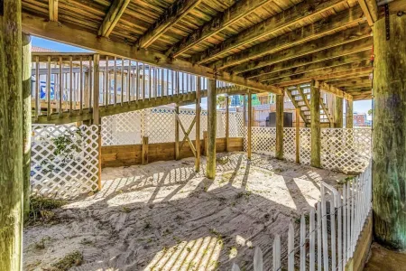 Kokomo Key at Navarre Beach - Private Pool Отели рядом с достопримечательностью «Наварр Бич Си Тертл Консервейшен Сентер»