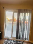 Luxurious 2 Bedroom with King and Queen bed and 1.5 Bathroom sleeps 6.