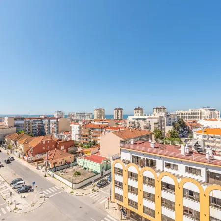 GuestReady - Seaview in Costa da Caparica