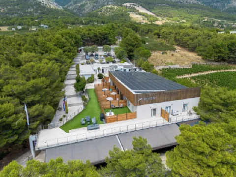 Zlatni Rat Beach Resort Hotels in 