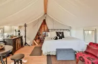 Heritage Ranch 'Bobcat' Glamping Tent (2)