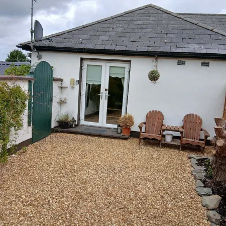 Delphi Cottage