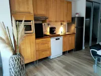 New apartment, near the sea + swimming pool + parking