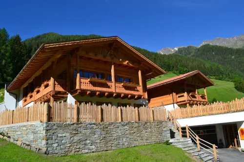 Recreation in unspoiled nature Hotel a Vandoies