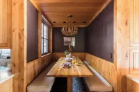 Hunter by AvantStay Riverfront Cabin w Prvt Cottage 5Mins from Palisades
