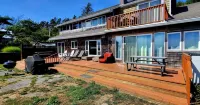 125' Beachfront Bliss, Private Beach Access, Firepits, crabbing, clamming - wow!