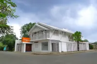 Orange Mangrove Pension House by SMS Hospitality Hotel a 